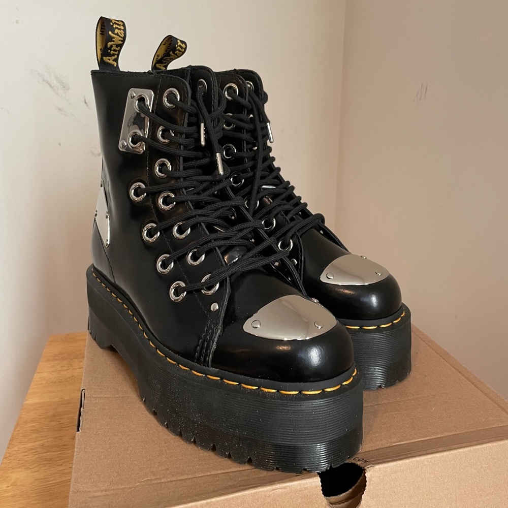 Dr. Martens RARE Jadon Max Rebel Boots Black Buttero UK8 W10 OG Box